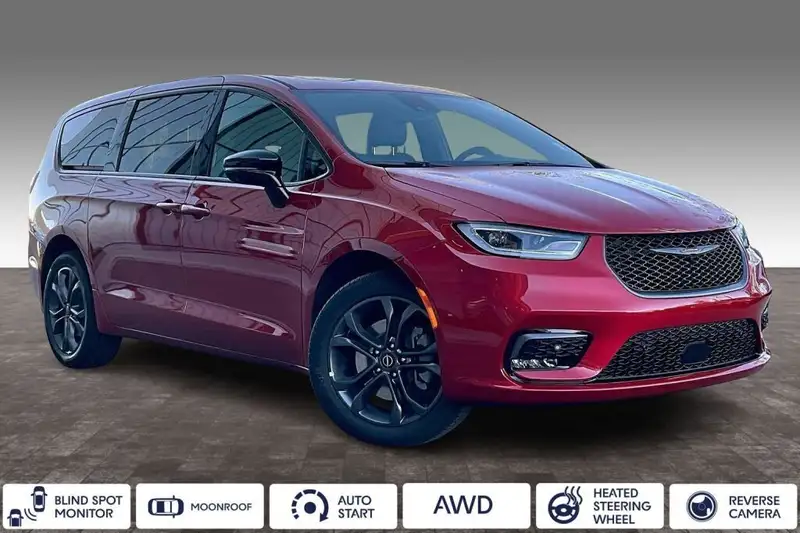 2026 Chrysler Pacifica Select, červená, 50 km, dovoz Kanada — foto 2 z 12