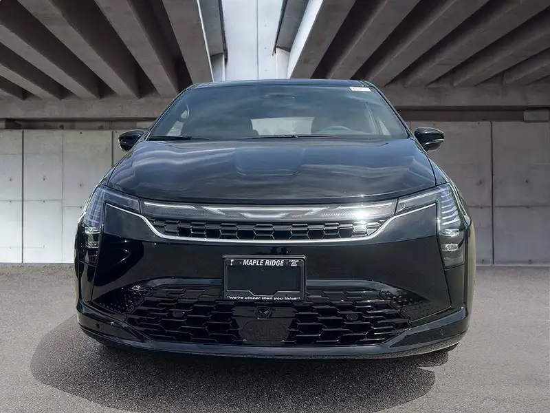 2027 Chrysler Pacifica Select, černá, 10 km, dovoz Kanada — foto 2 z 12