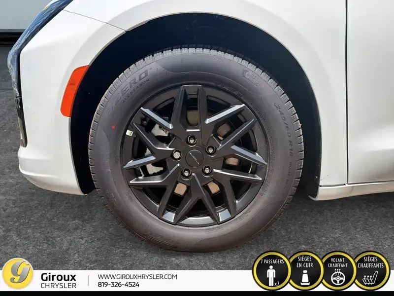 2027 Chrysler Pacifica Sélect, bílá, 0 km, dovoz Kanada — foto 10 z 12