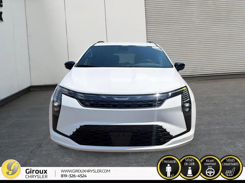 2027 Chrysler Pacifica Sélect, bílá, 0 km, dovoz Kanada — foto 2 z 12