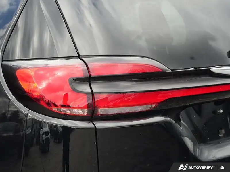 2026 Chrysler Pacifica Select, černá, 0 km, dovoz Kanada — foto 12 z 12