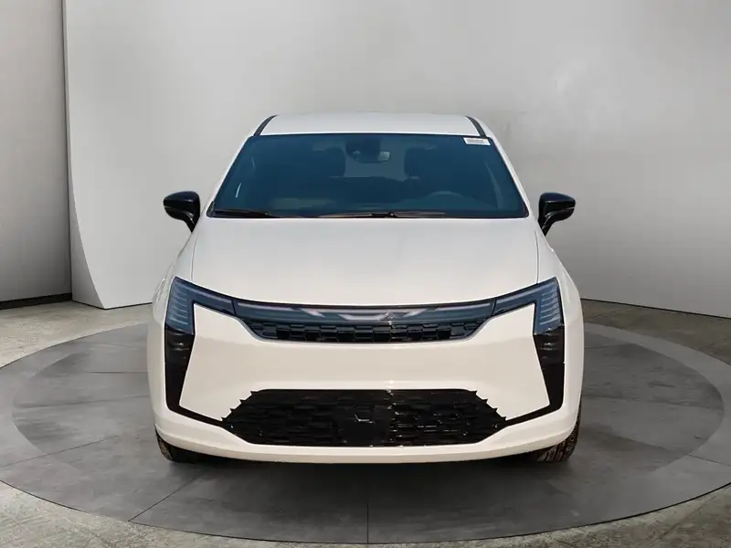 2027 Chrysler Pacifica Select, bílá, dovoz Kanada — foto 8 z 12