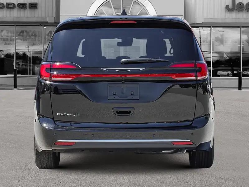 2027 Chrysler Pacifica Select, černá, dovoz Kanada — foto 5 z 12