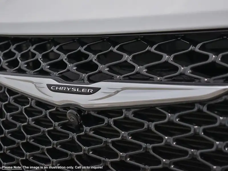 2025 Chrysler Pacifica Select, bílá, 10 km, dovoz Kanada — foto 9 z 12