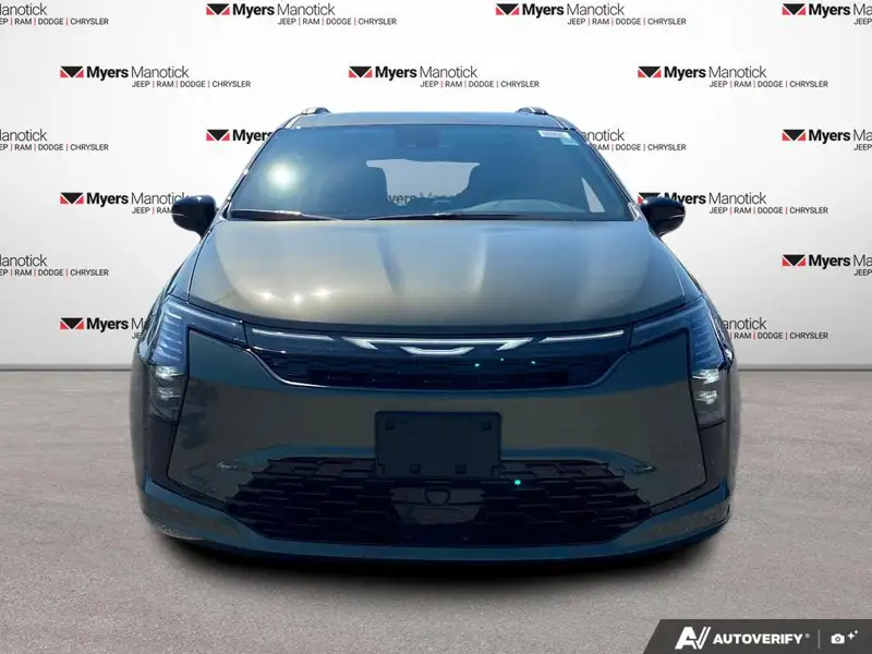 2027 Chrysler Pacifica Select, šedá, dovoz Kanada — foto 8 z 12