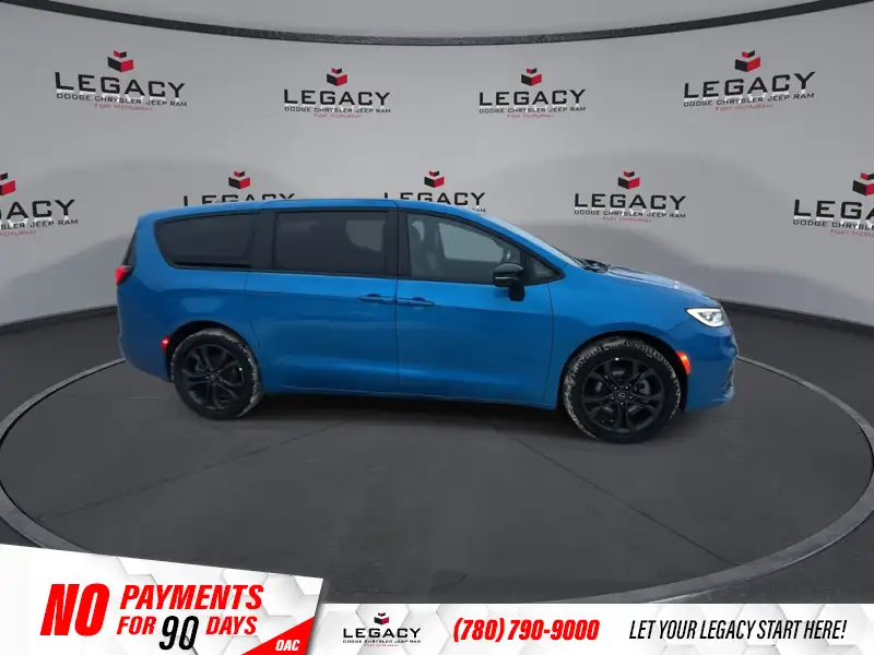 2026 Chrysler Pacifica Select AWD, modrá, dovoz Kanada — foto 9 z 12