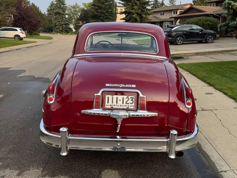 1949 Chrysler Unspecified, červená, 78 749 km, dovoz Kanada — foto 3 z 12