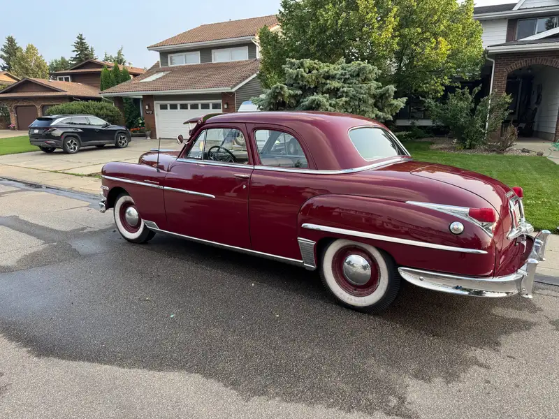 1949 Chrysler Unspecified, červená, 78 749 km, dovoz Kanada — foto 4 z 12