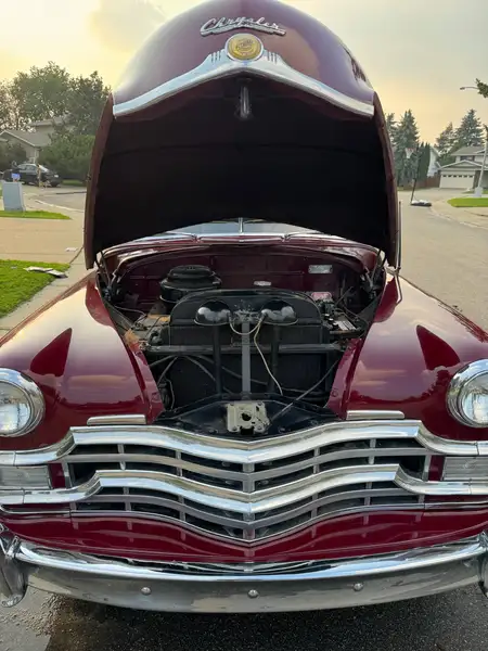 1949 Chrysler Unspecified, červená, 78 749 km, dovoz Kanada — foto 9 z 12