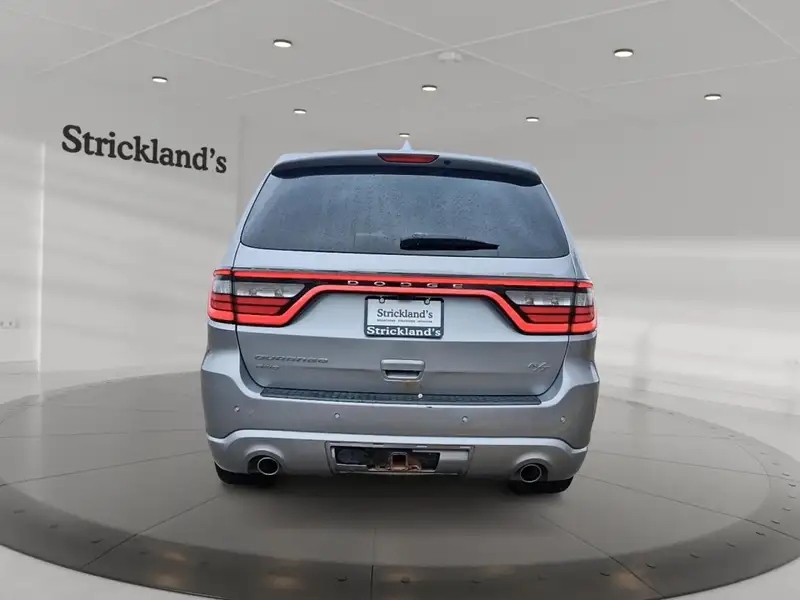 2017 Dodge Durango R/T, stříbrná, 159 824 km, dovoz Kanada — foto 3 z 12