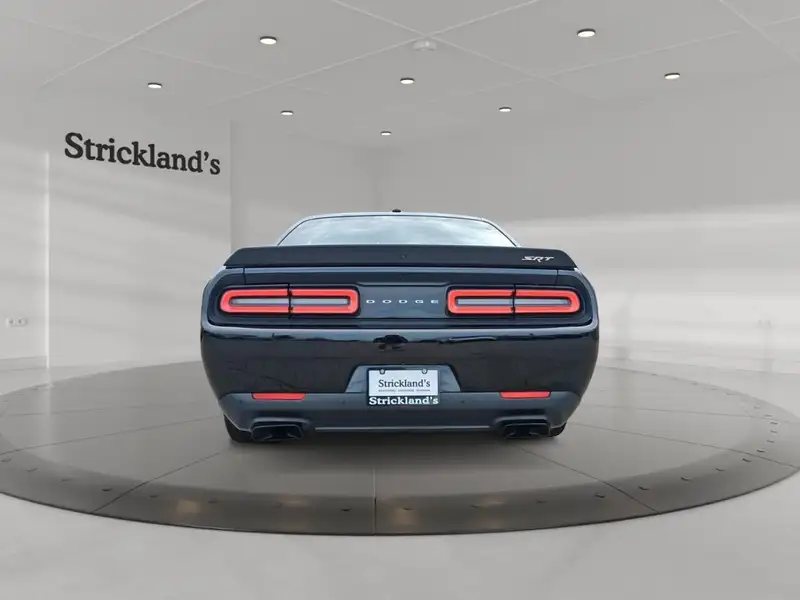 2016 Dodge Challenger SRT HELLCAT, černá, 19 829 km, dovoz Kanada — foto 3 z 12