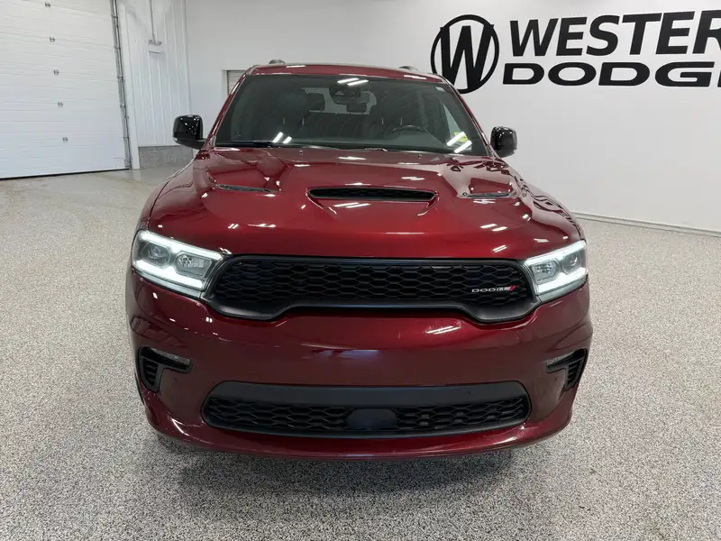 2023 Dodge Durango, červená, 91 504 km, dovoz Kanada — foto 2 z 12