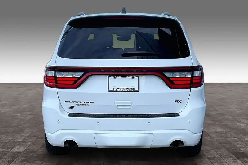 2024 Dodge Durango Rt+ Blacktop Hemi, bílá, 77 383 km, dovoz Kanada — foto 6 z 12