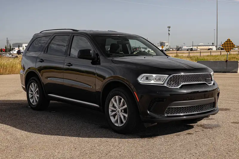 2024 Dodge Durango ALL WHEEL DRIVE, černá, 35 697 km, dovoz Kanada — foto 5 z 12