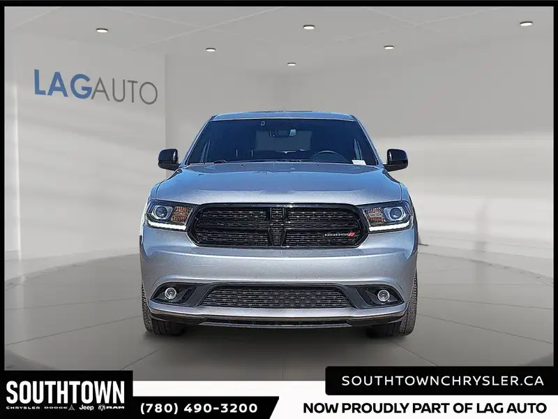 2020 Dodge Durango SXT, stříbrná, 150 428 km, dovoz Kanada — foto 2 z 12