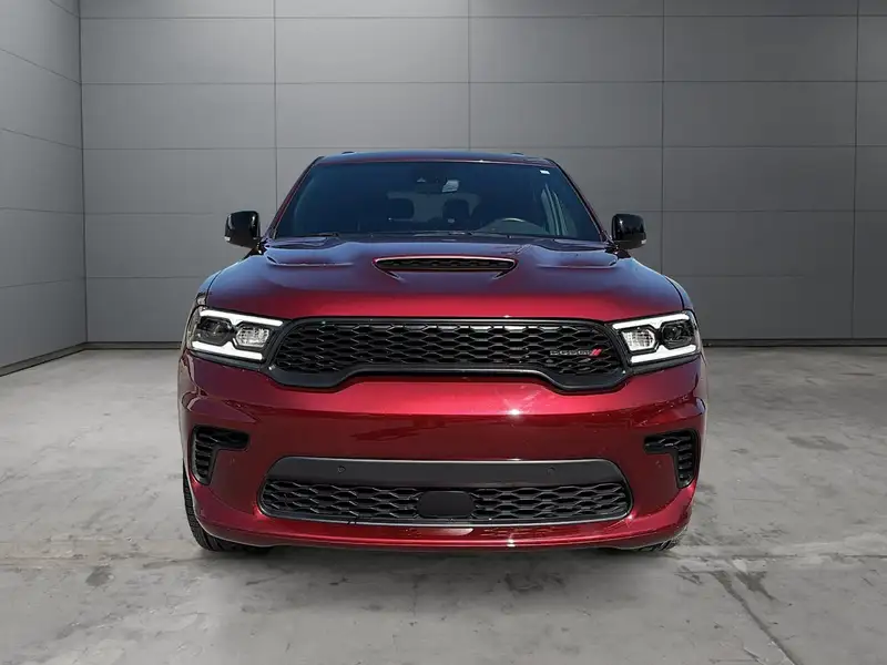 2026 Dodge Durango Gt Plus, červená, 12 803 km, dovoz Kanada — foto 2 z 12