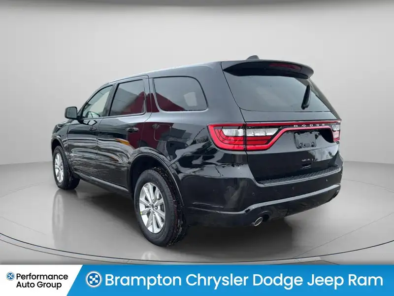 2026 Dodge Durango, černá, dovoz Kanada — foto 7 z 12