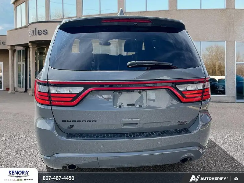 2022 Dodge Durango SXT, šedá, 139 535 km, dovoz Kanada — foto 5 z 12