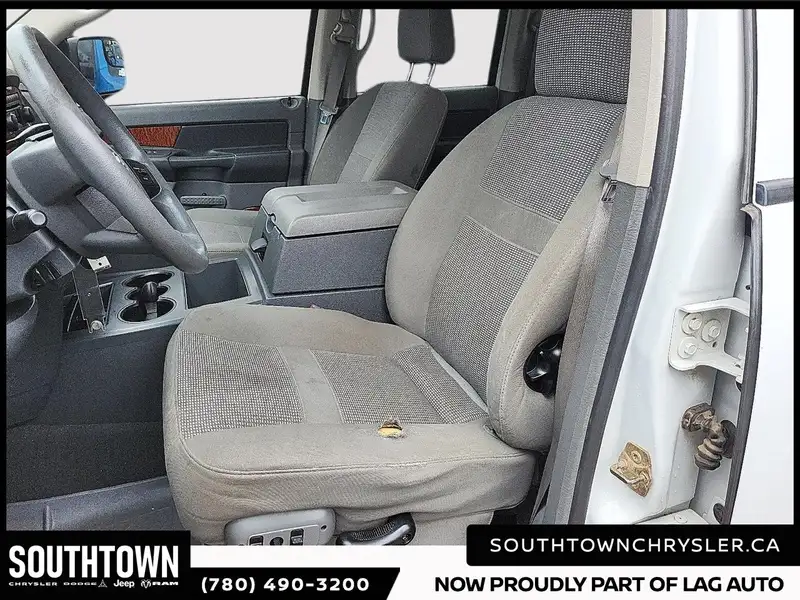 2006 Dodge RAM SLT, bílá, 318 966 km, dovoz Kanada — foto 7 z 12