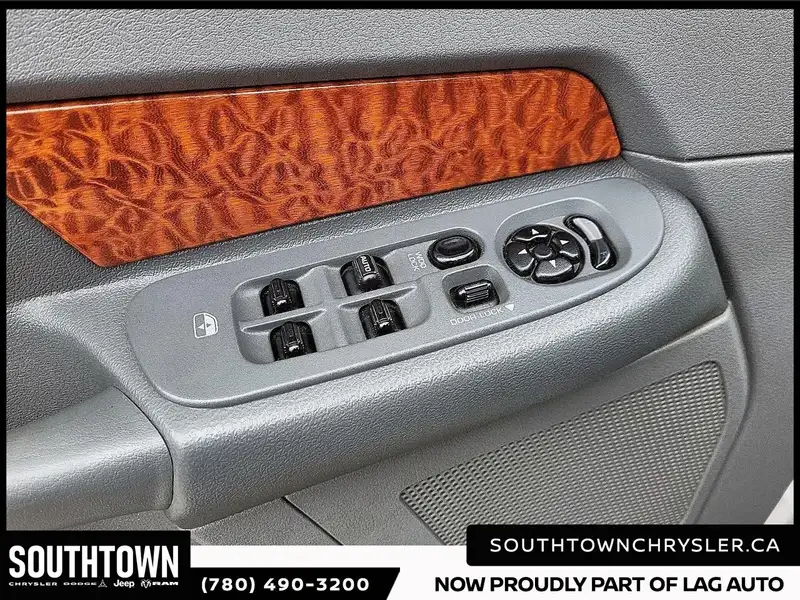 2006 Dodge RAM SLT, bílá, 318 966 km, dovoz Kanada — foto 8 z 12