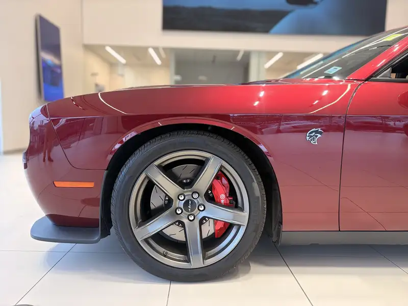 2018 Dodge Challenger SRT Hellcat, červená, 35 004 km, dovoz Kanada — foto 3 z 12