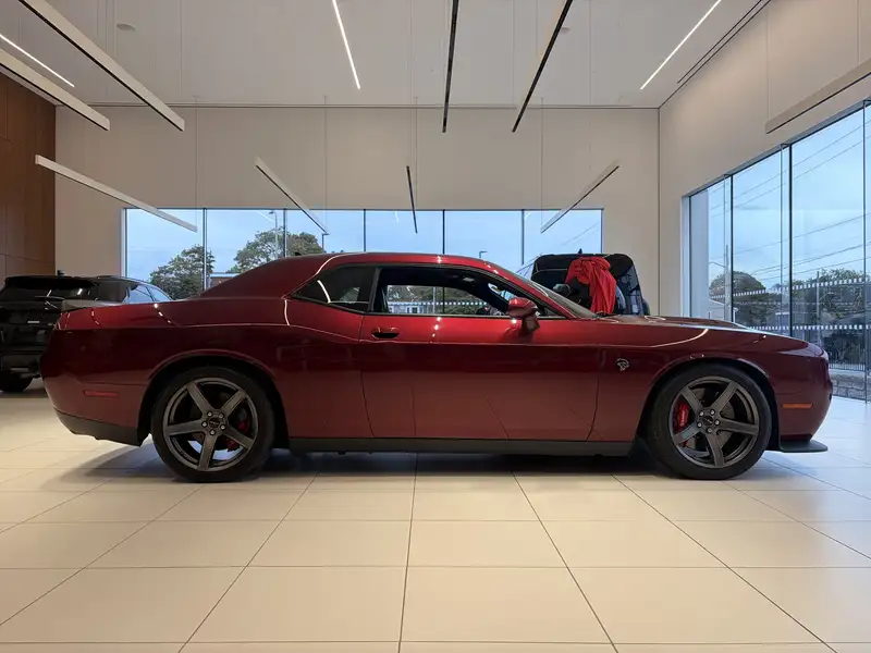 2018 Dodge Challenger SRT Hellcat, červená, 35 004 km, dovoz Kanada — foto 8 z 12