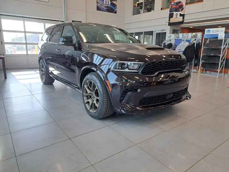 2025 Dodge Durango HELLCAT | BRASS MONKEY, červená, 76 km, dovoz Kanada — foto 2 z 12