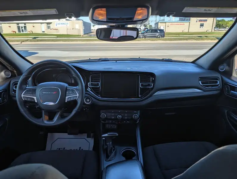 2022 Dodge Durango SXT | Heated steering | Command Start, šedá, 177 931 km, dovoz Kanada — foto 8 z 12