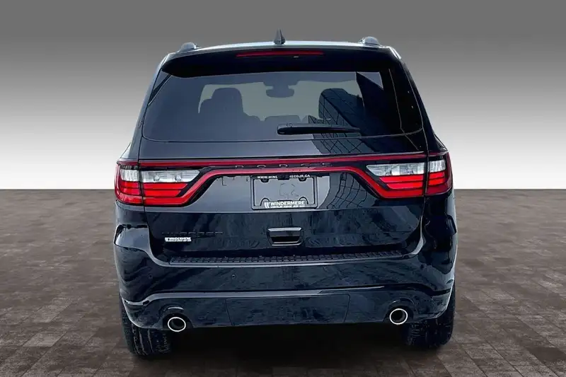 2026 Dodge Durango Sxt, bílá, 0 km, dovoz Kanada — foto 6 z 12