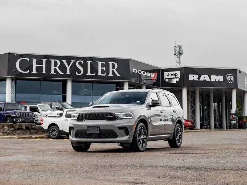 2026 Dodge Durango GT Plus, šedá, dovoz Kanada — foto 2 z 12