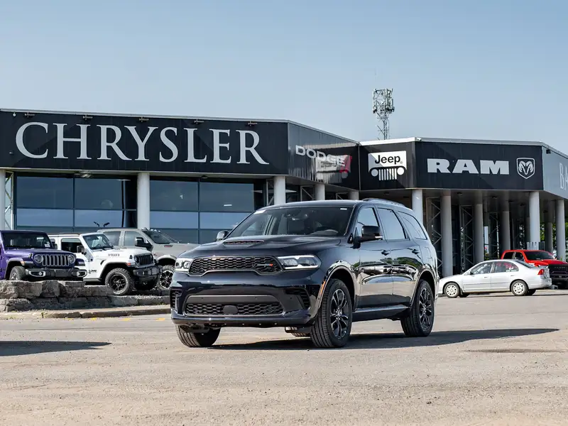 2026 Dodge Durango GT Plus, modrá, dovoz Kanada — foto 2 z 12
