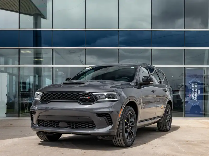2026 Dodge Durango GT Plus, šedá, dovoz Kanada — foto 2 z 12