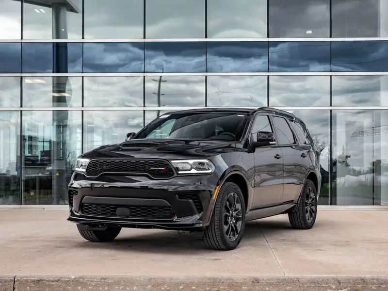 2026 Dodge Durango GT Plus, černá, dovoz Kanada — foto 2 z 12