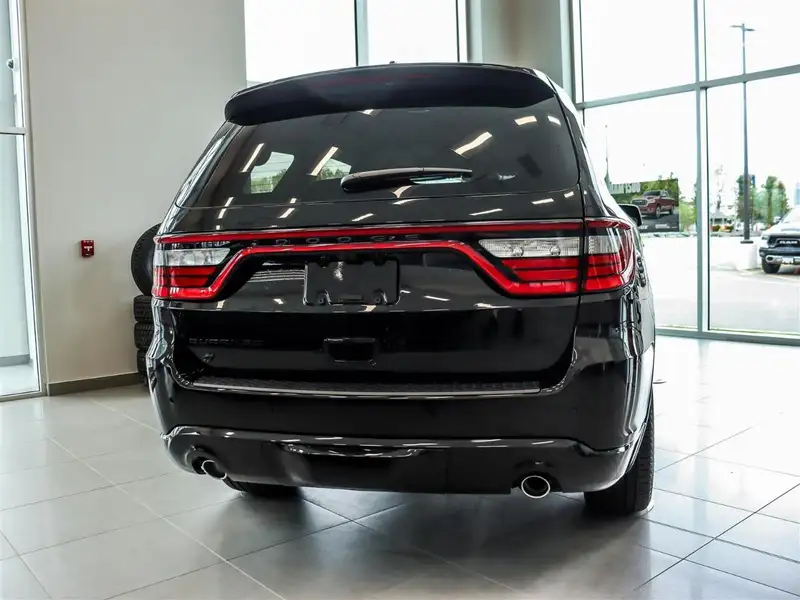 2026 Dodge Durango GT, černá, 32 km, dovoz Kanada — foto 4 z 12