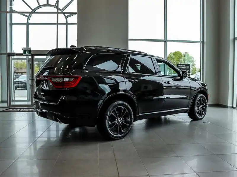 2026 Dodge Durango GT, černá, 32 km, dovoz Kanada — foto 5 z 12