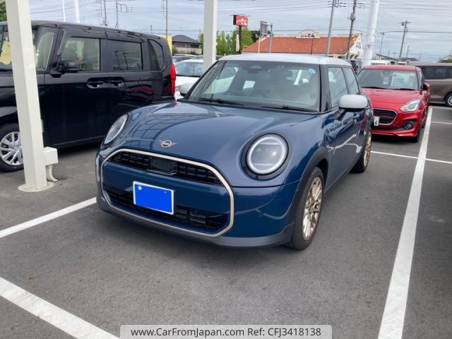 2025 MINI Others, 15 100 km, dovoz Japonsko — foto 1