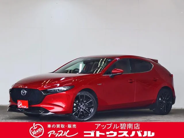 Mazda3 Fastback, dovoz Japonsko — foto 1