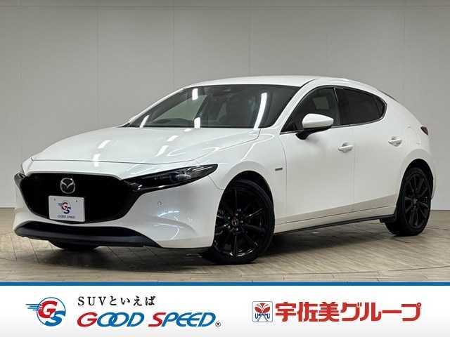 Mazda3 Fastback, dovoz Japonsko — foto 1