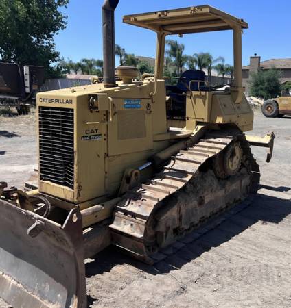 Caterpillar D4H, dovoz USA — foto 2 z 6