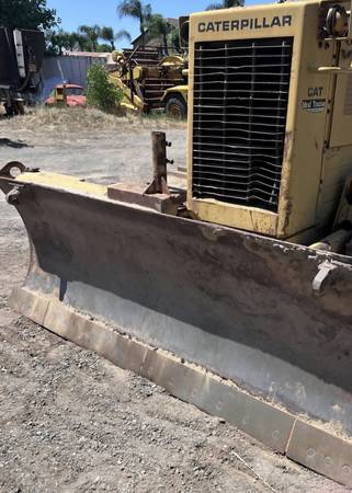 Caterpillar D4H, dovoz USA — foto 3 z 6
