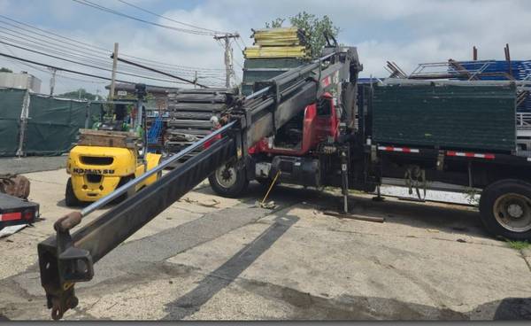 MACK, dovoz USA — foto 2 z 5
