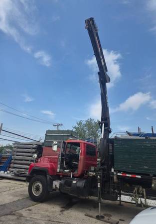 MACK, dovoz USA — foto 3 z 5
