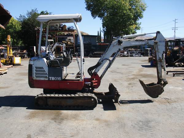 Takeuchi TB016, dovoz USA — foto 3 z 4