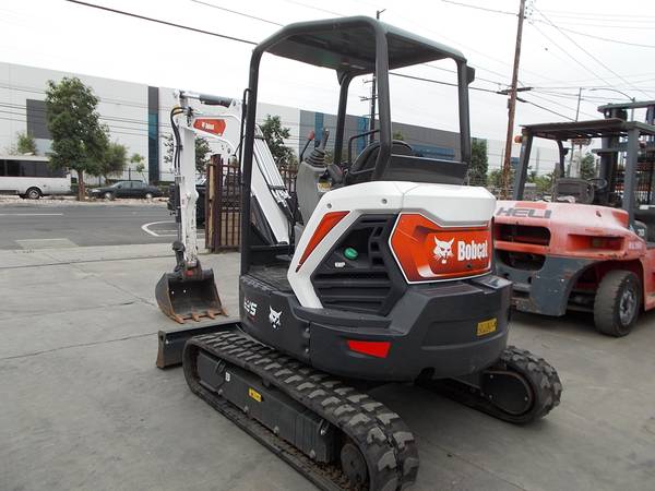 Bobcat E35I, dovoz USA — foto 4 z 12