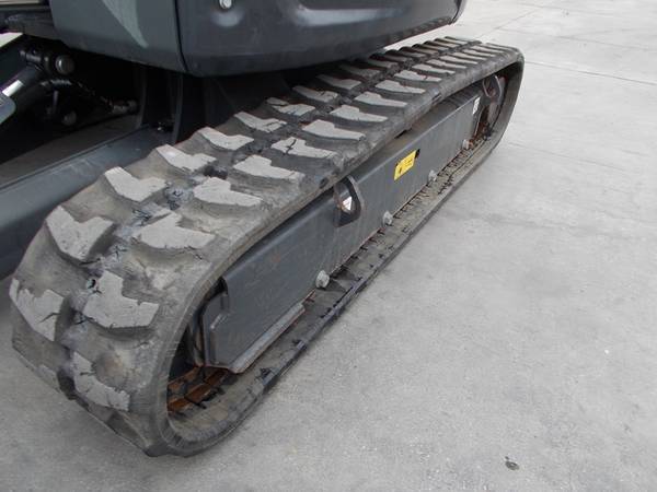 Bobcat E35I, dovoz USA — foto 7 z 12