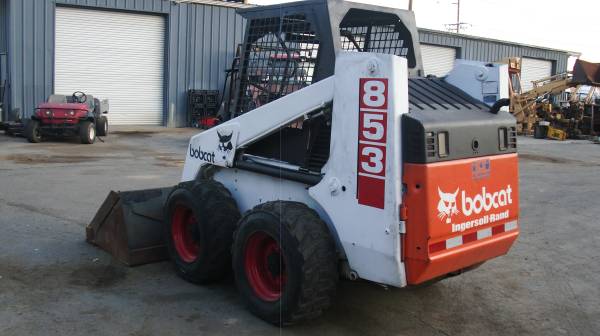 Bobcat 853, dovoz USA — foto 4 z 5