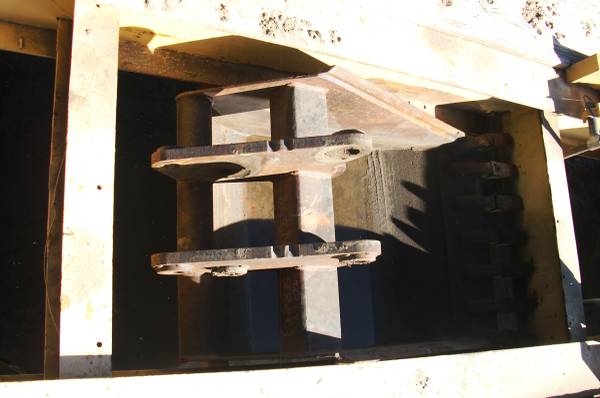 BACKHOE, dovoz USA — foto 2 z 4