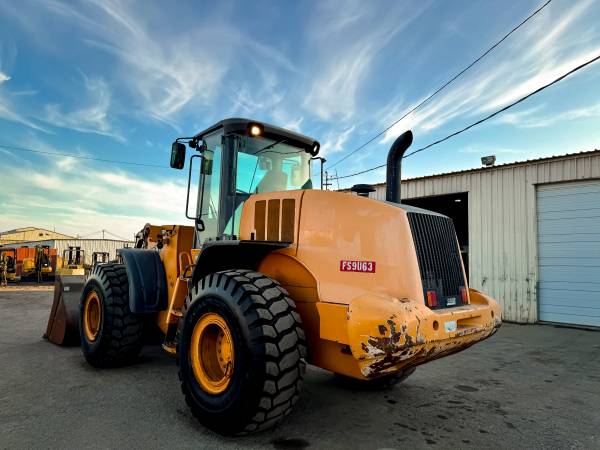 Caterpillar CASE, dovoz USA — foto 5 z 12