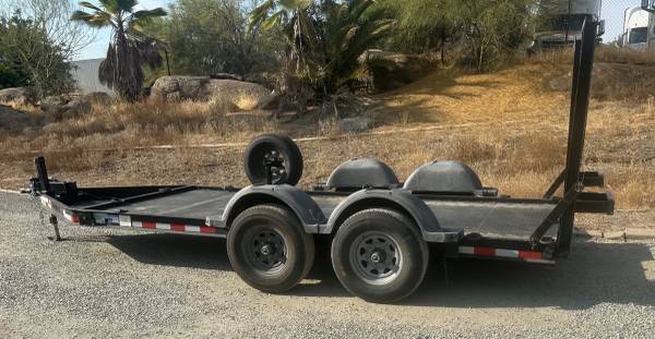 Case EQUIPMENT, dovoz USA — foto 1