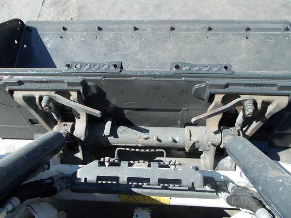 Bobcat S76, dovoz USA — foto 10 z 12